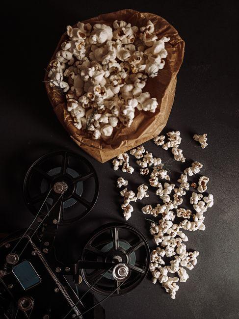 What Is the Best Oil for Popping Popcorn and Getting Perfect, Tasty Results
