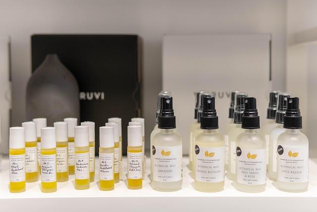 What Is the Best Facial Moisturizer for Aging Skin That Keeps Your Skin Soft and Hydrated